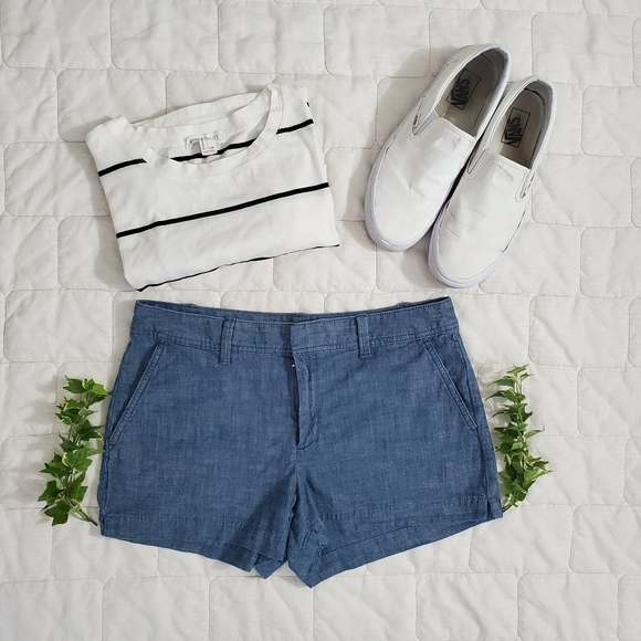 GAP Pants - Gap 3" City Chambray Medium Indigo Stretch Shorts